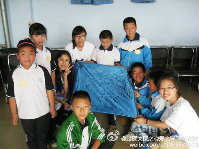 �����I�t(y��)�ƴ�W���t(y��)֮�ꡤ��֮����������`�F��� 7��8�Ձ��������I�p����(li��n)�d�WУ�M��֧�̻�����F�����ֽM�������ķ����������ӂ��ֳ��Ă�С�M���D��һ��С�M�ĺ��ӂ���꠆T������Ϻ��¿�̖��������