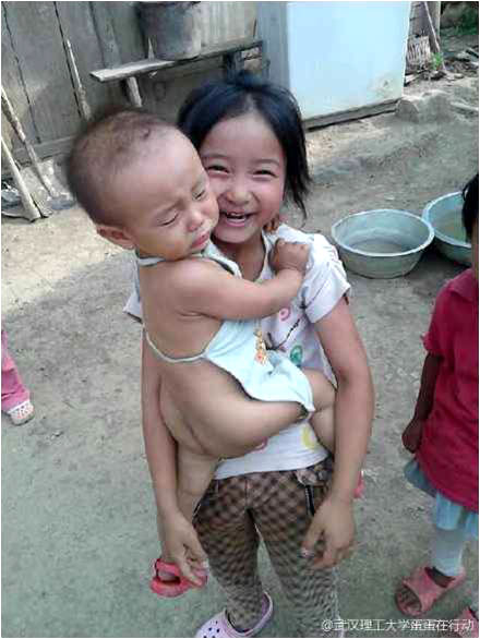 7��17�������������Є�(d��ng)���F(tu��n)�(du��)��η��(du��)��(du��)֧�̵ĺ��ӂ��M(j��n)���˼��L�����o���ӂ���ȥ�˺�(ji��n)�ε����һ���(du��)�T�f�����F(xi��n)�ڽK���˽⺢�ӂ�?y��u)�ʲô�?hu��)�t����߀�О�ʲô���С�С���֡���С�������@���ɽ·��ĺ��y�����еĺ����όW(xu��)ǰ߀���Ƚoţ��ݡ������D�ϵ�СŮ���mȻ���g����������ܵ��ѽ�(j��ng)ʮ�֋�����