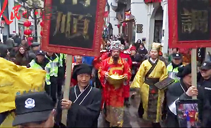 ҕ�l�������ӭؔ�� ������_��������������ݺӷ��֚vʷ�օ^(q��)��ӭ����һ��һ�ȵ�ӭؔ��c�´���ӡ��mȻ������С��������׌���������οͺúõ��_����һ�ء���Ԕ���� 