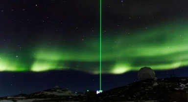 中國(guó)科學(xué)家在南極“追光”